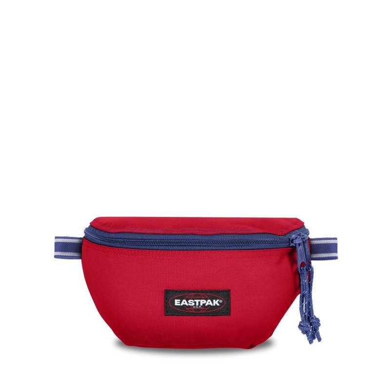 Banane Eastpak Springer  Blakout Stop est pratique et peu encombrante